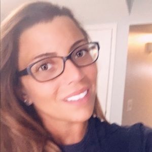 Meet your Posher, Suzanne